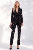 Fatos femininos de lapela com pico e peito simples com estampado floral preto