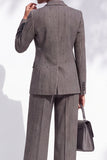 Fatos femininos de lapela Brown Peak Pinstripe com Dois Abotoamentos e Bolsos