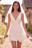 Vestido de Noiva Curto Elopement 3D com Flor 3D Branco Sheath