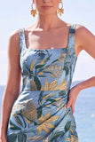 Vestido formal longo com decote quadrado, jacquard floral azul com decote quadrado e fenda