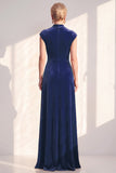 Vestido de Mãe da Noiva em veludo azul escuro com decote em V e decote longo