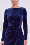 Vestido de Mãe da Noiva em Veludo Azul-Marinho Com Enbainha Azul-Marinho