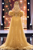 Vestido Maxi de concurso de sereia dourada com mangas bufantes e mangas bufantes de ombros dourados com capa