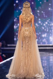 Vestido Maxi de Concurso de Espartilho Espartilho Dourado Sheath Sweetheart Payins