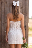 Espartilho Bodycon Bodycon Pérolas de Renda Sem Alças Vestido Curto de Chá de Noiva com Laço