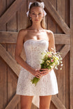 Vestido Curto de Chá de Noiva com Laço de Renda de Marfim, Pérolas A-Line Strapless Strapless