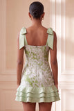 Vestido Curto de Regresso a Casa Verde Verde-Pérola, Decote Quadrado com Folhos e Bordas