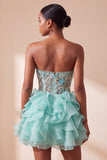 Vestido Curto de Finalistas de Finalistas Verde Verde Menta, Espartilho Sem Alças, com Folhos e Folhos em Cama
