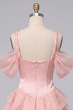 Vestido Curto de Homecoming com Espartilho Cor-de-Rosa, Ombro Frio e Bainha Folhosa