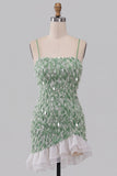 Vestido de Homecoming Green Bodycon, decote quadrado com franjas de lantejoulas, com bainha assimétrica e folhos