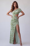 Vestido formal comprido de veludo franzido de um ombro com estampado floral e sálvia empoeirada
