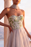 Corset cinzento claro Organza A-Line Strapless Formal Long Formal Dress com Cachecol no Decote