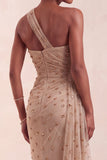 Vestido formal comprido e franzido com camisa caqui de um ombro com lantejoulas