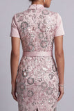 Vestido de mãe da noiva, vestido midi de decote quadrado, decote quadrado, cor-de-rosa claro e cinto