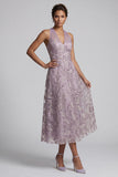 Vestido de Mãe da Noiva Bordado Midi A-Line Lilas.