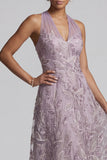 Vestido de Mãe da Noiva Bordado Midi A-Line Lilas.