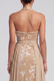 Vestido de mãe da noiva com decote de veludo champanhe Jacquard com franzido longo e faixa