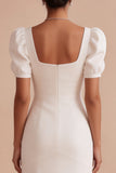 Vestido de noivado longo branco, decote quadrado, linha A, com mangas bufantes