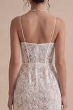 Vestido de Noivado Midi de Espartilho Branco em Renda e Fenda