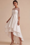 Vestido de noivado branco com decote ilusão alto-baixo assimétrico com linha A e mangas 3/4