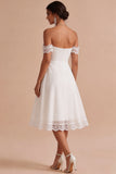 Vestido Branco Midi A-Line e Franzido Ombro Descoberto com renda