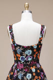 Vestido Curto Curto de Regresso a Casa Preto A-Line Floral Sweetheart