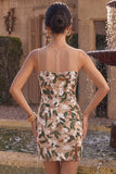 Vestido curto de regresso a casa, corset cáqui claro com decote ilusão e lantejoulas florais