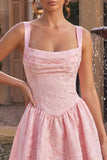 Vestido curto de regresso a casa Jacquare com decote quadrado cor-decote jacquare, alças grossas, tiras grossas