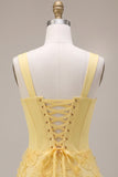 Espartilho amarelo claro, pérolas, apliques florais, alças grossas, bodycon, vestido curto de regresso a casa.