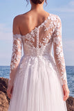 Vestido de Noiva Longo Branco de Linha A, Um Ombro Aplicado em Tule