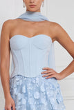 Vestido longo de dama de honor azul claro A-Line Floral sem alças com aplicação e flor 3D