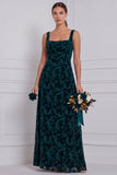 Vestido comprido de dama de honor castanho com decote quadrado, linha em A, franzido e queimado, veludo