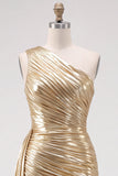 Vestido Curto de Regresso a Casa Metálico Metálico Dourado, Arrugado e Franzido, com cauda lateral