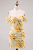 Vestido de Bodycoming Bodycon com Missangas e Daffodil Floral Ombro Descoberto