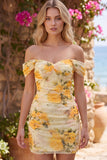 Vestido de Bodycoming Bodycon com Missangas e Daffodil Floral Ombro Descoberto