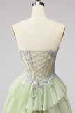 Vestido de Baile de Finalista Longo de Chiffon Verde Claro com Folhos Com Folhos Verde Claro