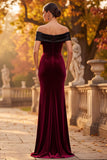 Vestido formal Maxi de veludo bordô com bainha de ombro e fenda
