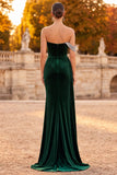 Vestido formal Maxi de veludo verde escuro com um ombro franzido e strass