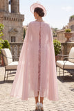 Vestido midi Mãe da Noiva com lantejoulas cor-de-rosa com gola de capuz e cape de chiffon