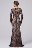 Vestido formal longo em renda de sereia floral preta