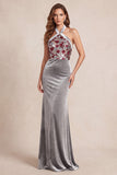 Sereia cinzenta com decote halter e veludo de lantejoulas vestido formal comprido
