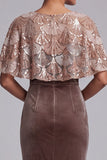 Chocolates Sheath Veludo de gola redonda Lantejoulas Vestido comprido de mãe da noiva com capa