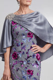 Veludo Cinzento Floral Sheath, Vestido de Mãe da Noiva com decote de bateau em cetim com capa