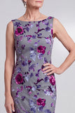 Veludo Cinzento Floral Sheath, Vestido de Mãe da Noiva com decote de bateau em cetim com capa