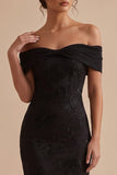 Vestido de convidado de casamento maxi preto bordado no ombro