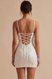 Espartilho branco bodycon decote franzido com alças finas, vestido branco curto