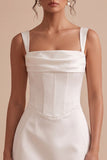 Espartilho branco, decote quadrado, vestido branco curto