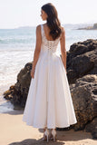 Vestido de Noiva branco, decote em V, renda em renda, até ao comprimento do chá,