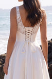 Vestido de Noiva branco, decote em V, renda em renda, até ao comprimento do chá,