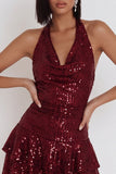 Vestido de cocktail curto sem costas com lantejoulas Borgonha com lantejoulas em camadas com folhos